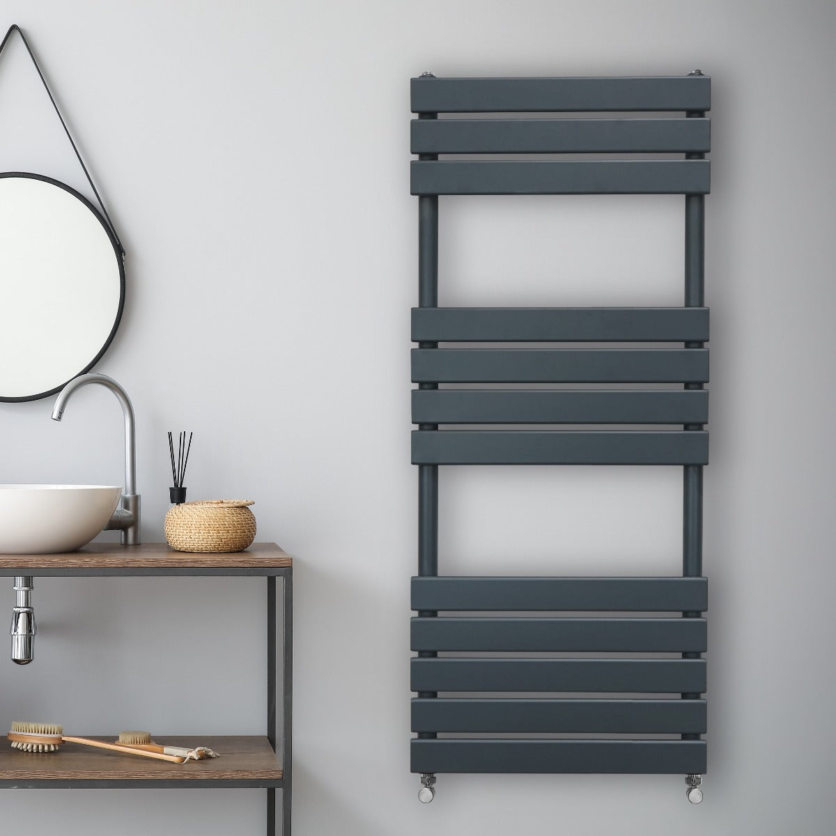 Flat Panel Towel Radiator – 1200mm x 450mm – Anthracite Grey - Used - Acceptable