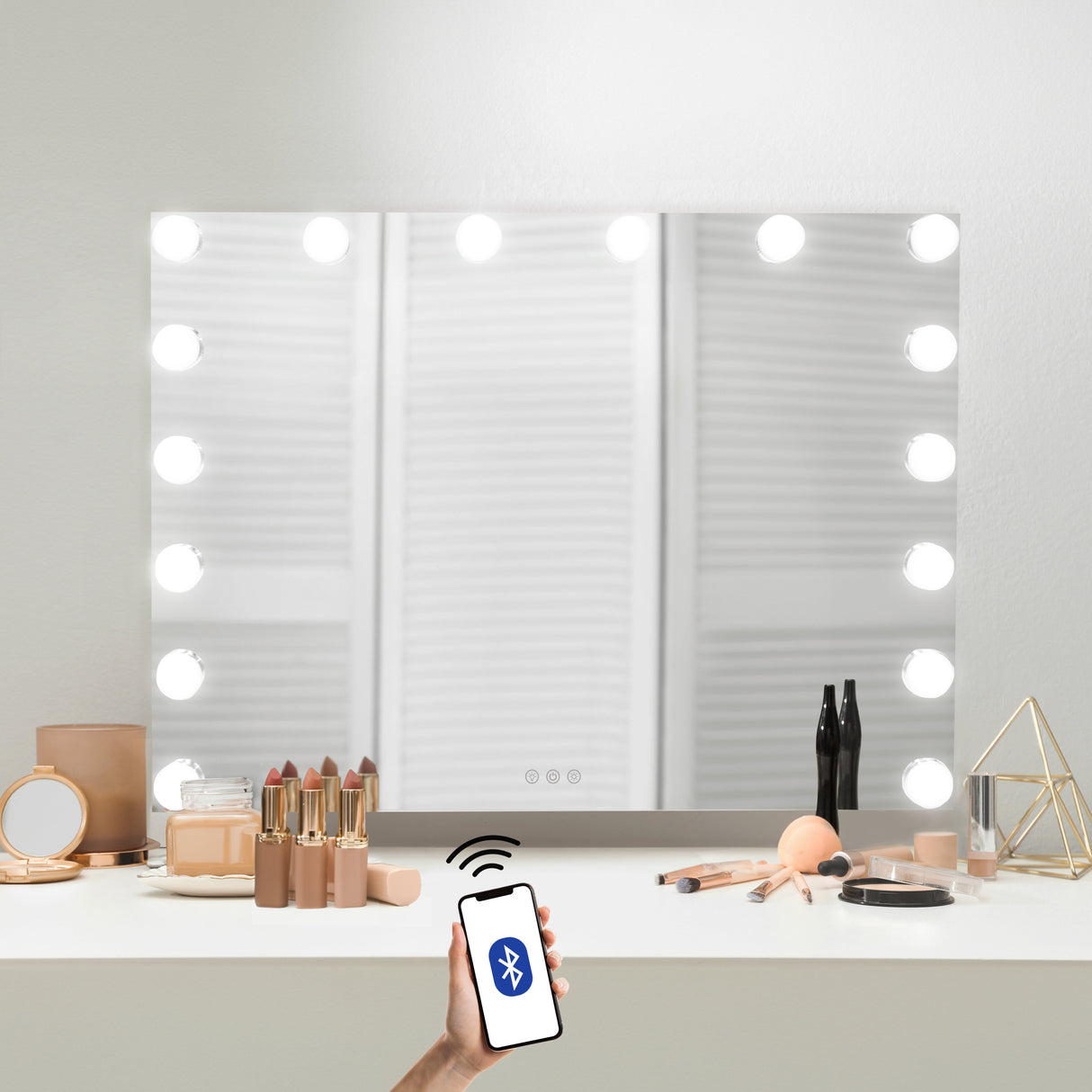 LED Bluetooth Mirror - 80 x 60cm - Like New