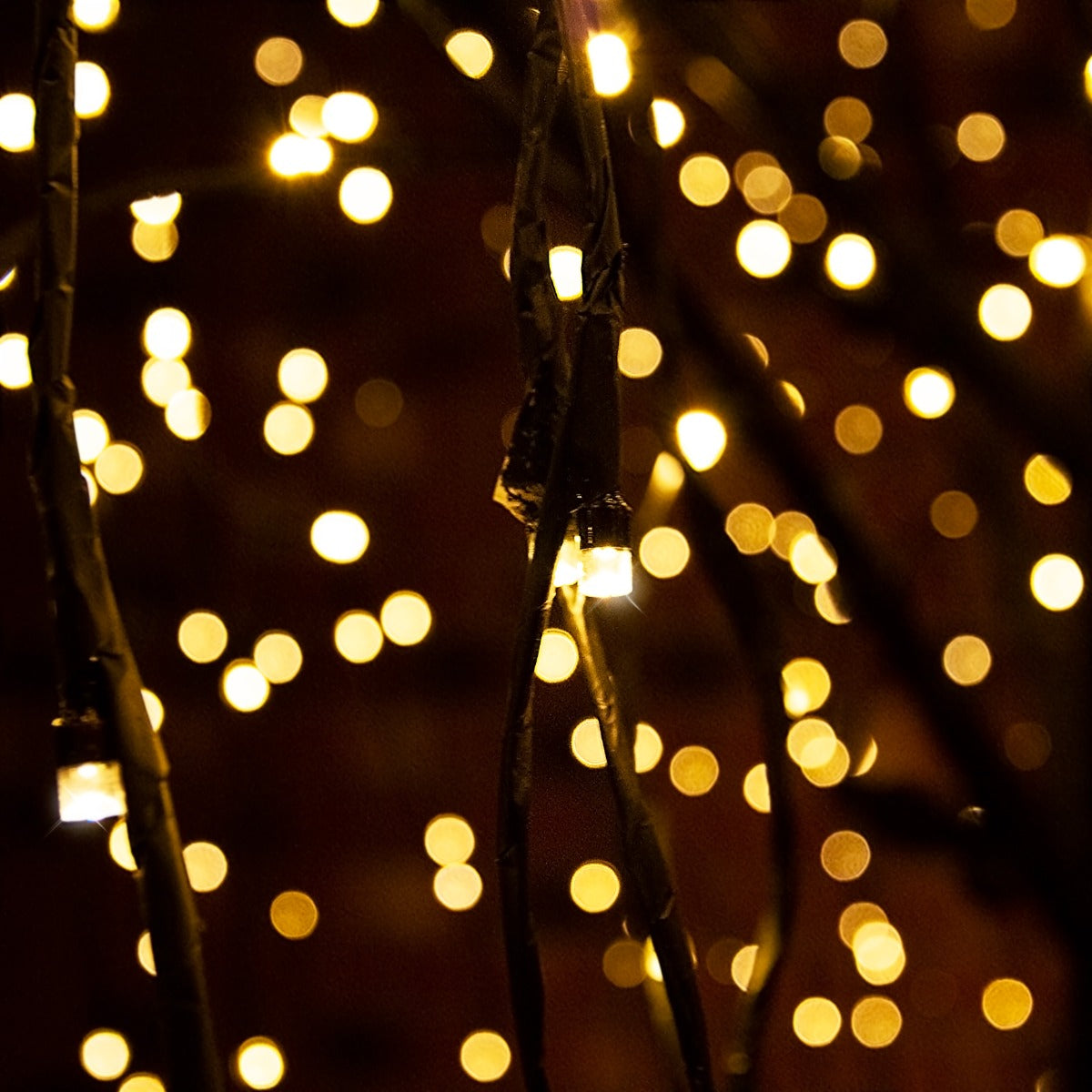 Weeping Willow Tree - 180cm Black 400 Warm White LED - Like New
