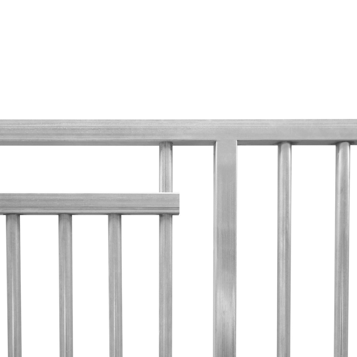 1.5m Dog Run Panel With Door – 8cm Bar Spacing - Used - Very Good