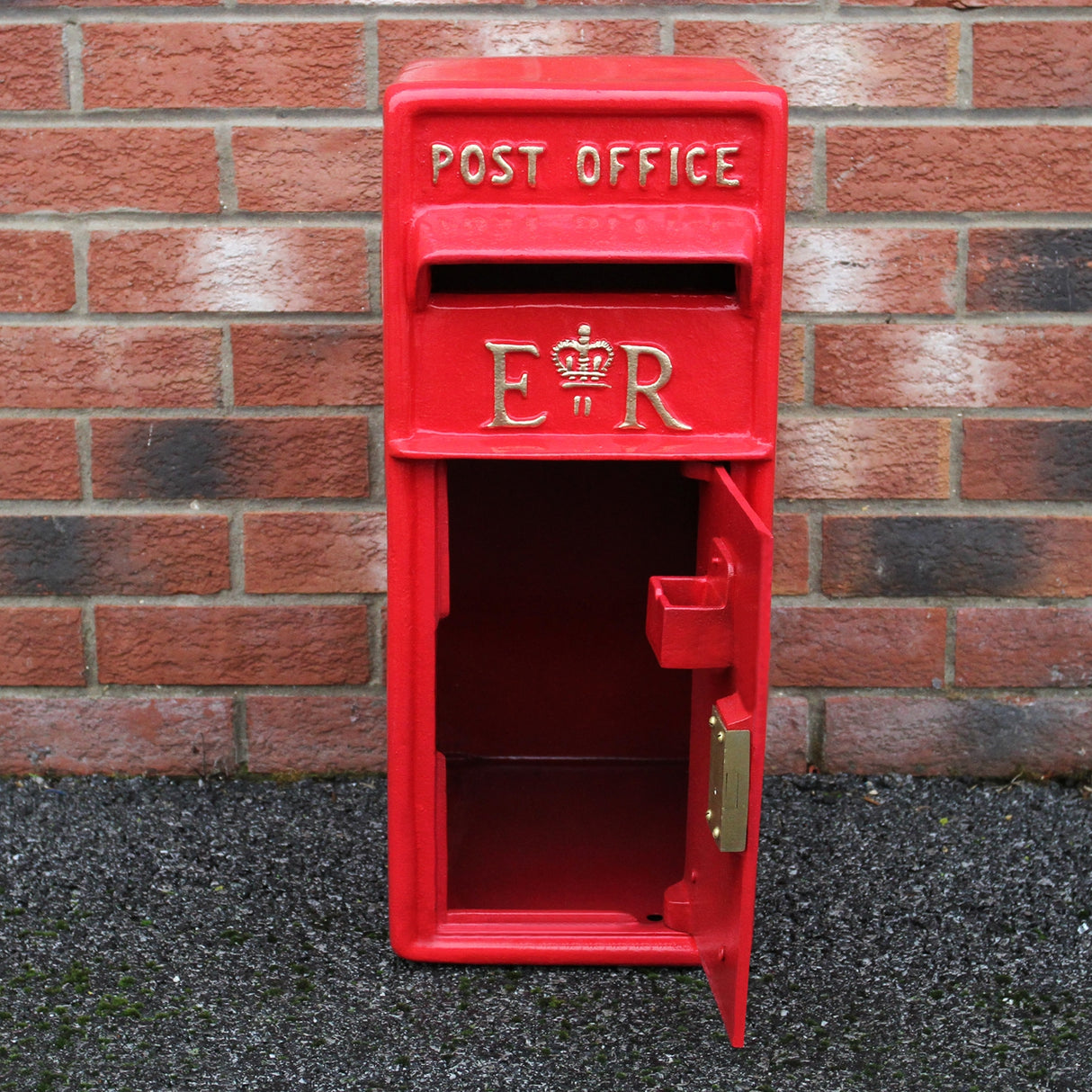 Red Royal Mail Post Box - Used - Acceptable