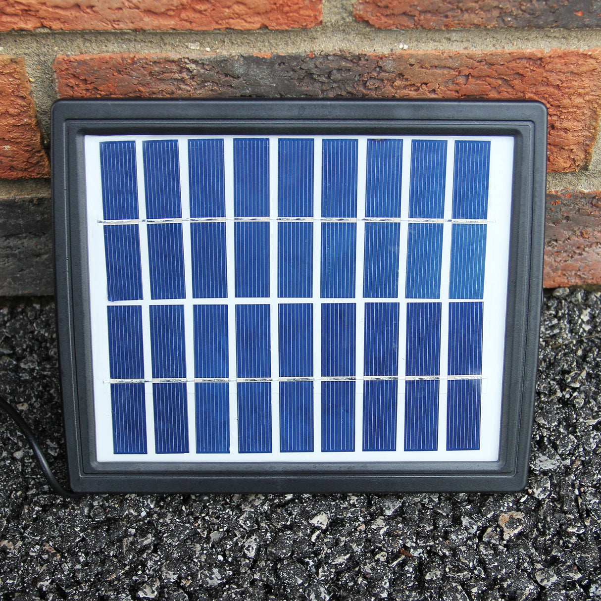 Round Ball Solar Water Feature - Used - Acceptable