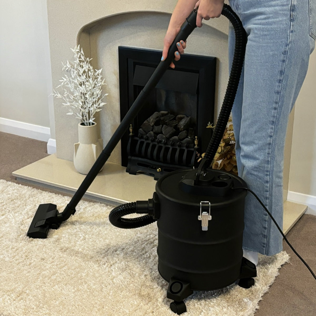 20L Ash Vacuum Cleaner - Used - Acceptable