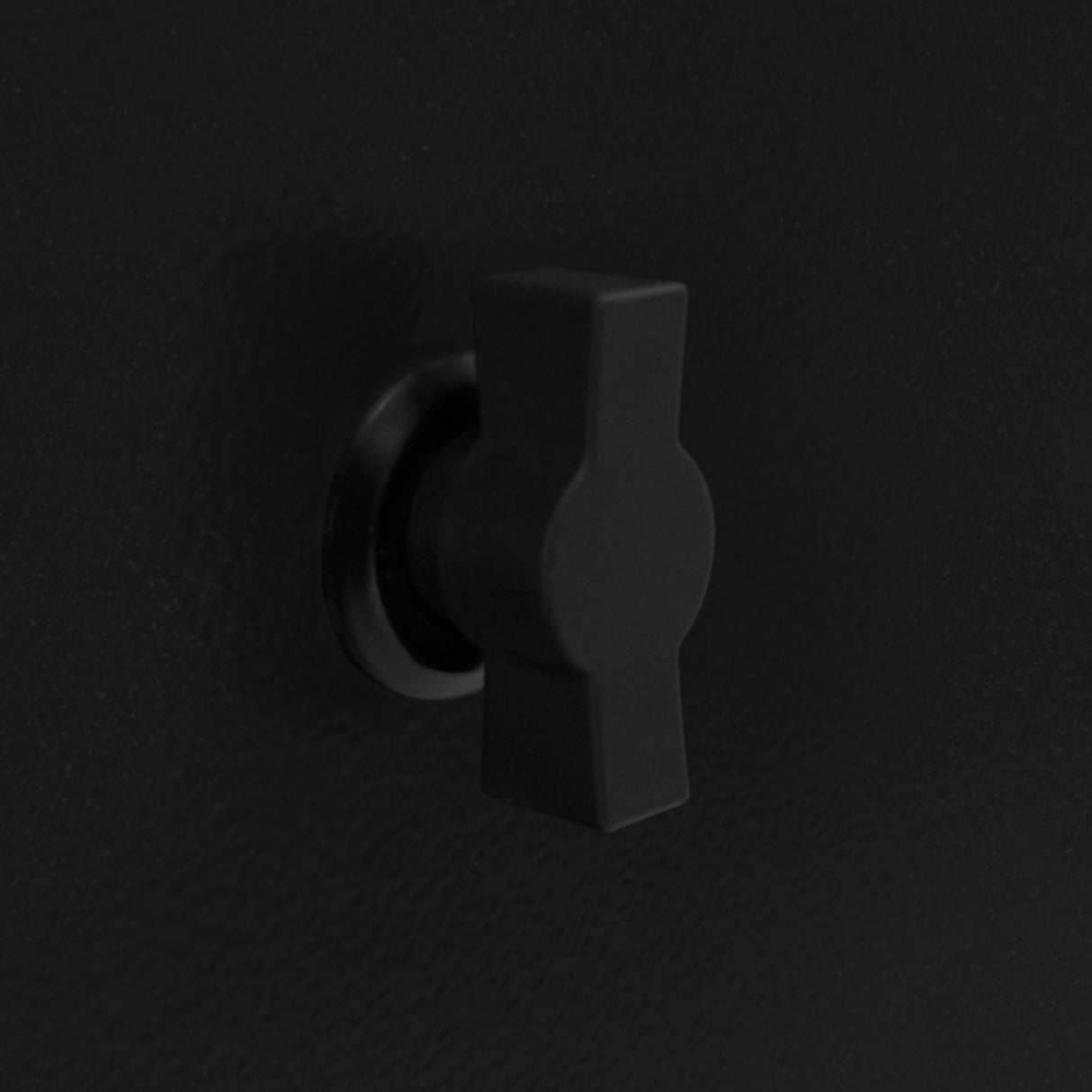 Gas Bottle Locker 6kg - Like New