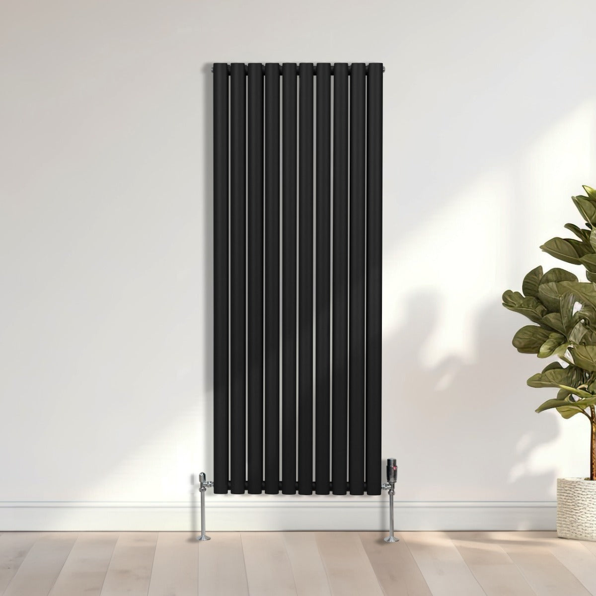 Oval Column Radiator – 1600mm x 600mm – Black - Used - Very Good