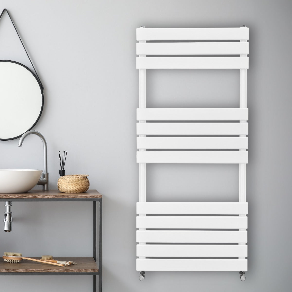 Flat Panel Towel Radiator – 1200mm x 500mm – White - Used - Acceptable