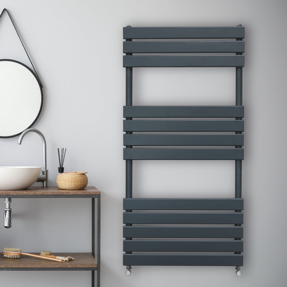 Flat Panel Towel Radiator – 1200mm x 600mm – Anthracite Grey - Like New