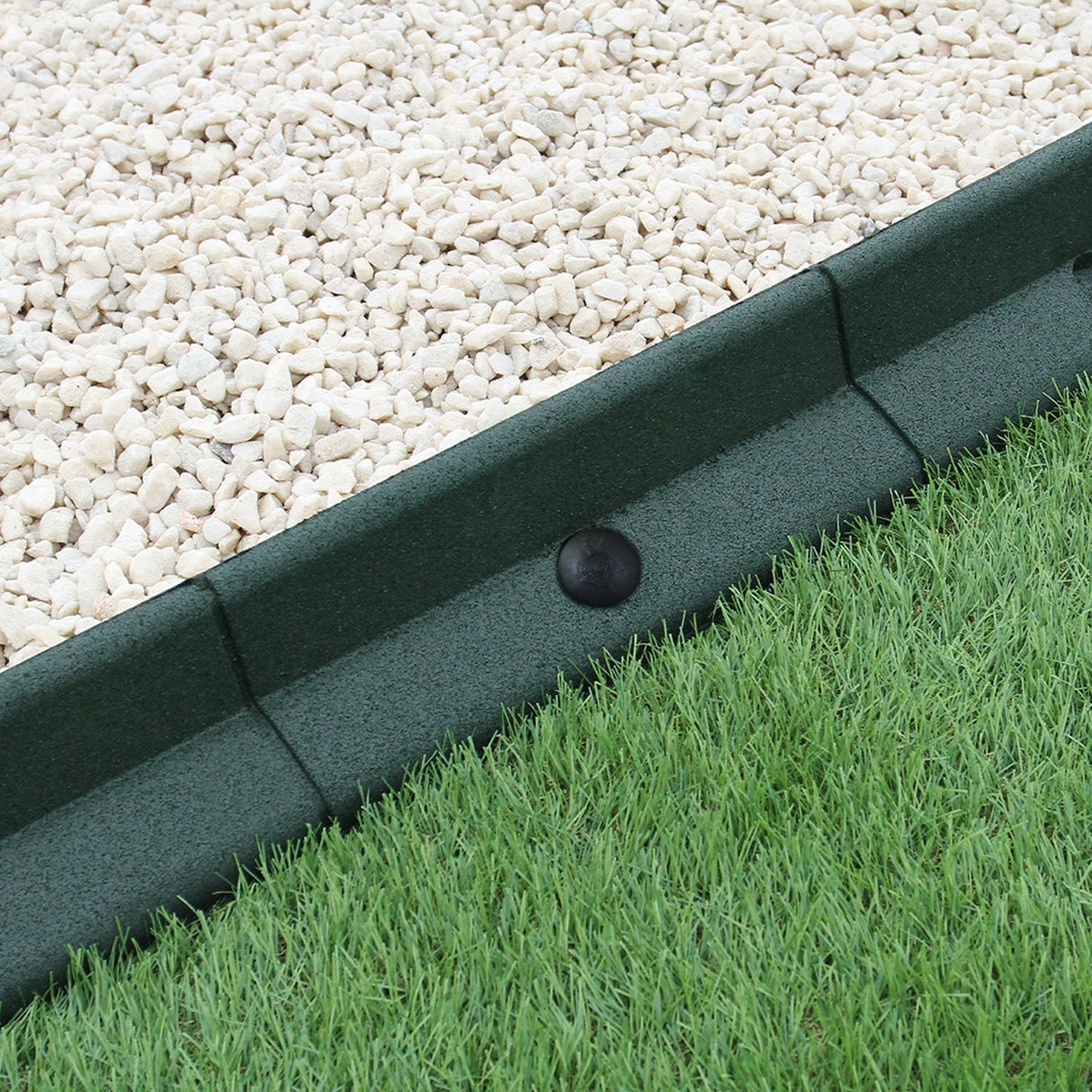 Flexible Lawn Edging Green 1.2m x 8 - Like New