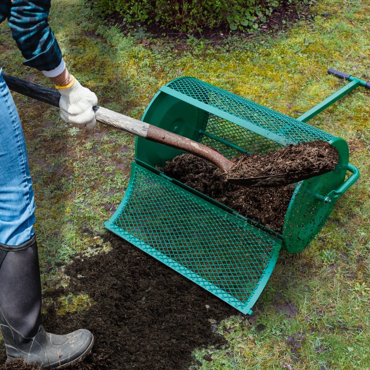 Compost & Peat Moss Spreader - Green - Like New