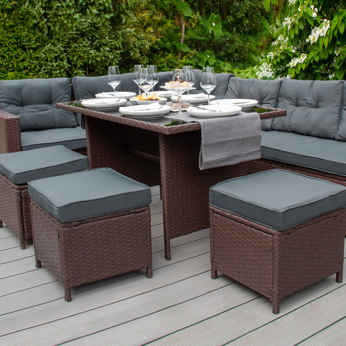 Rattan Corner Set - Brown - Like New