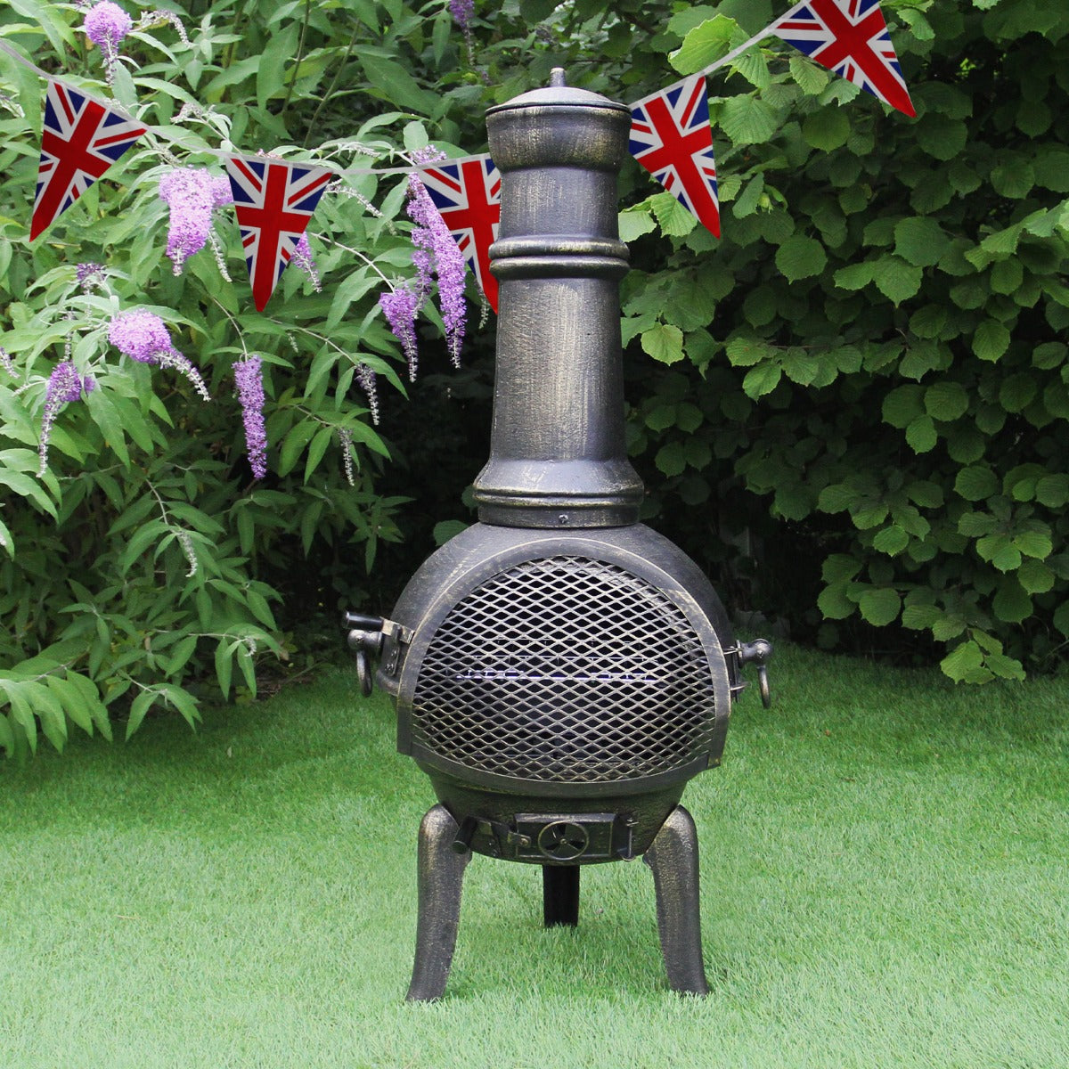 Cast Iron Chimenea & Union Jack Bunting - Used - Very Good