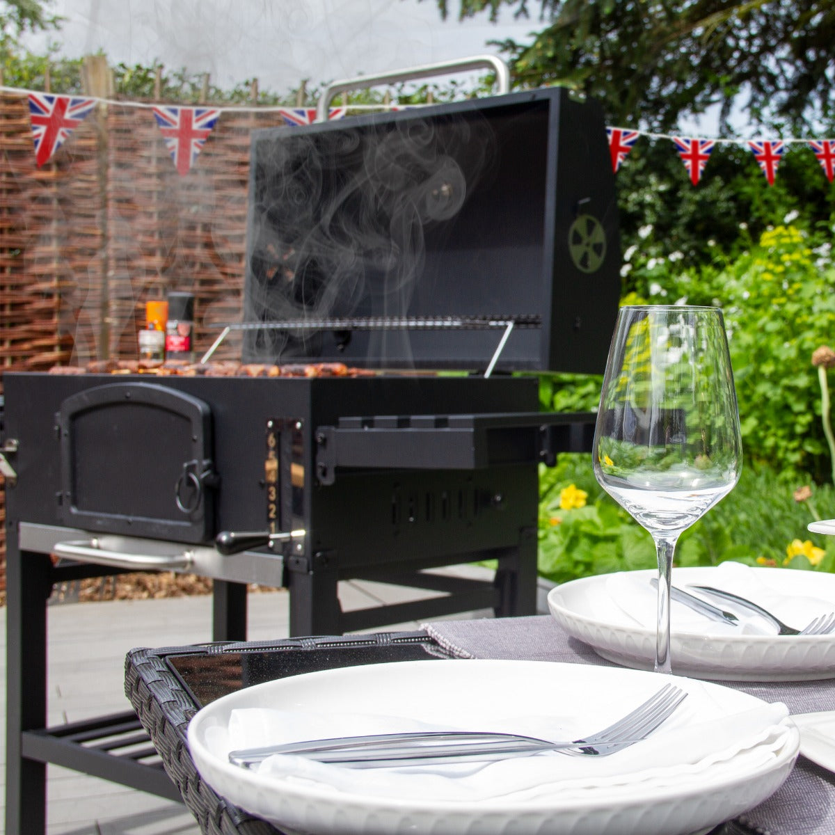 XXL BBQ Smoker Grill & Union Jack Bunting - Used - Very Good