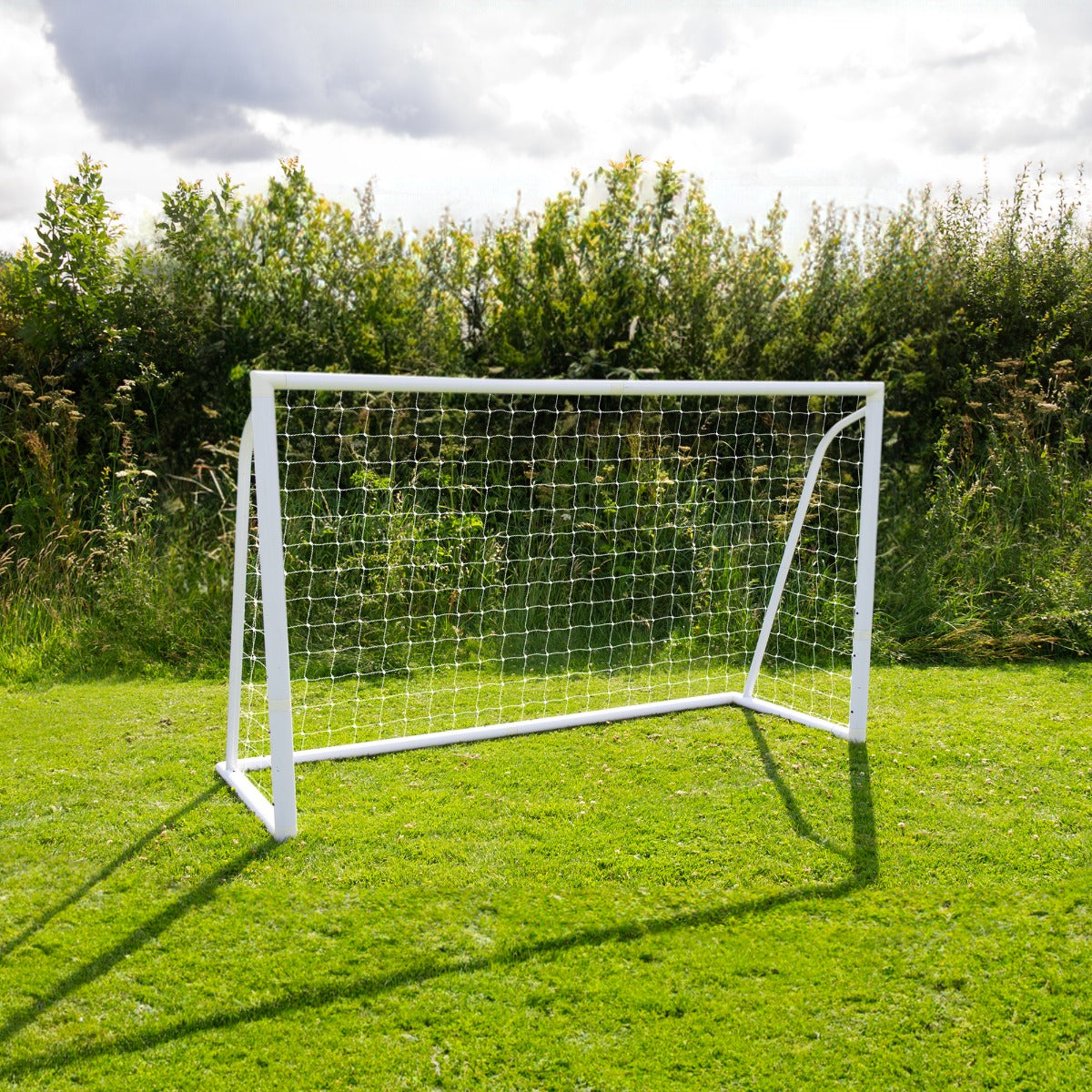 6 x 4ft Football Goal, Carry Case and Target Sheet - Like New
