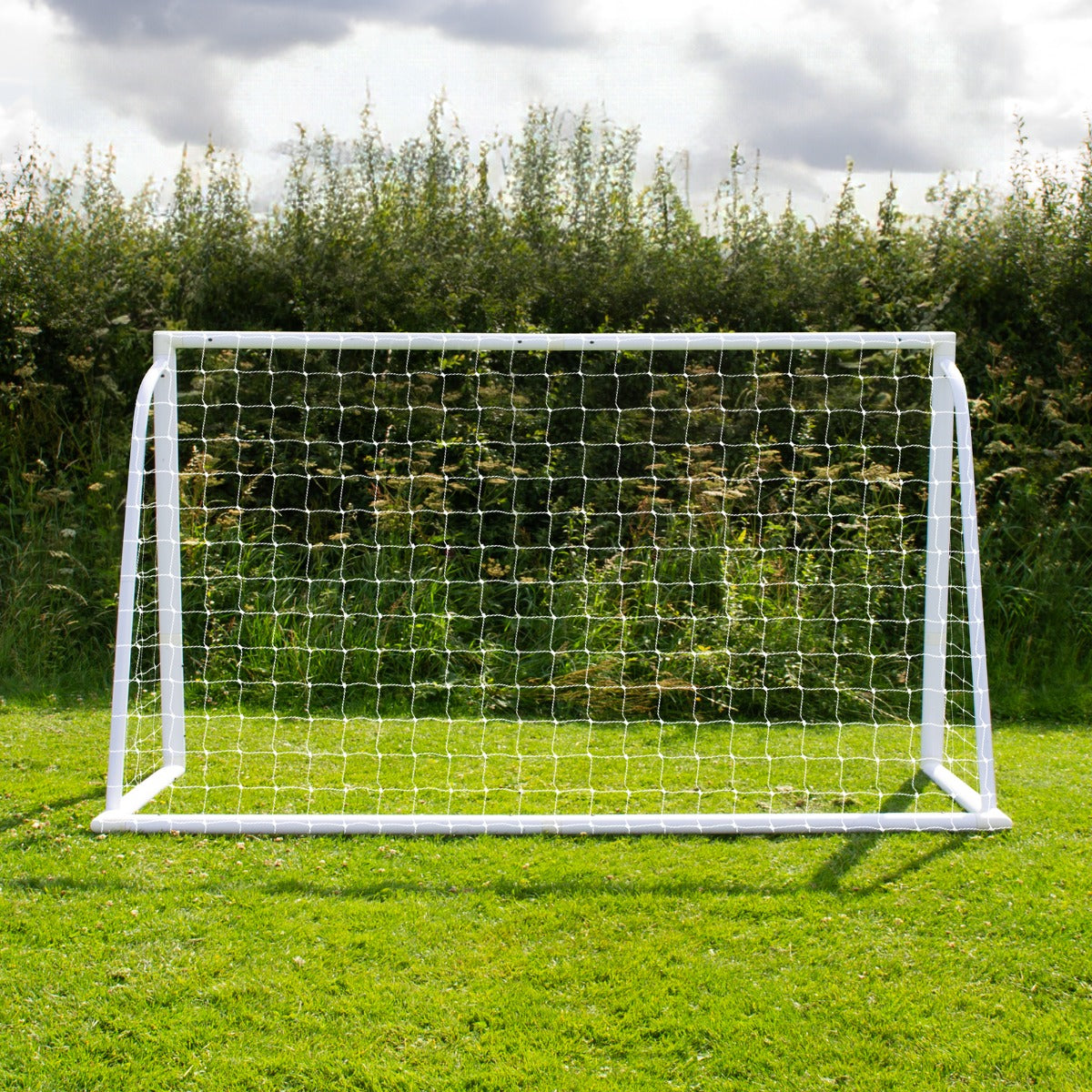 6 x 4ft Football Goal, Carry Case and Target Sheet - Used - Good