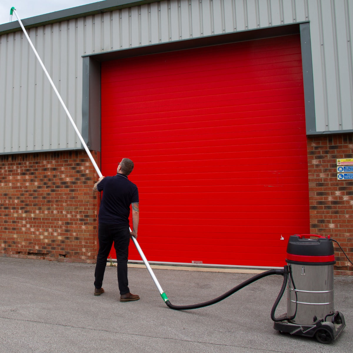 Maxblast Gutter Vacuum Poles & 80L Wet & Dry Vacuum - Used - Good