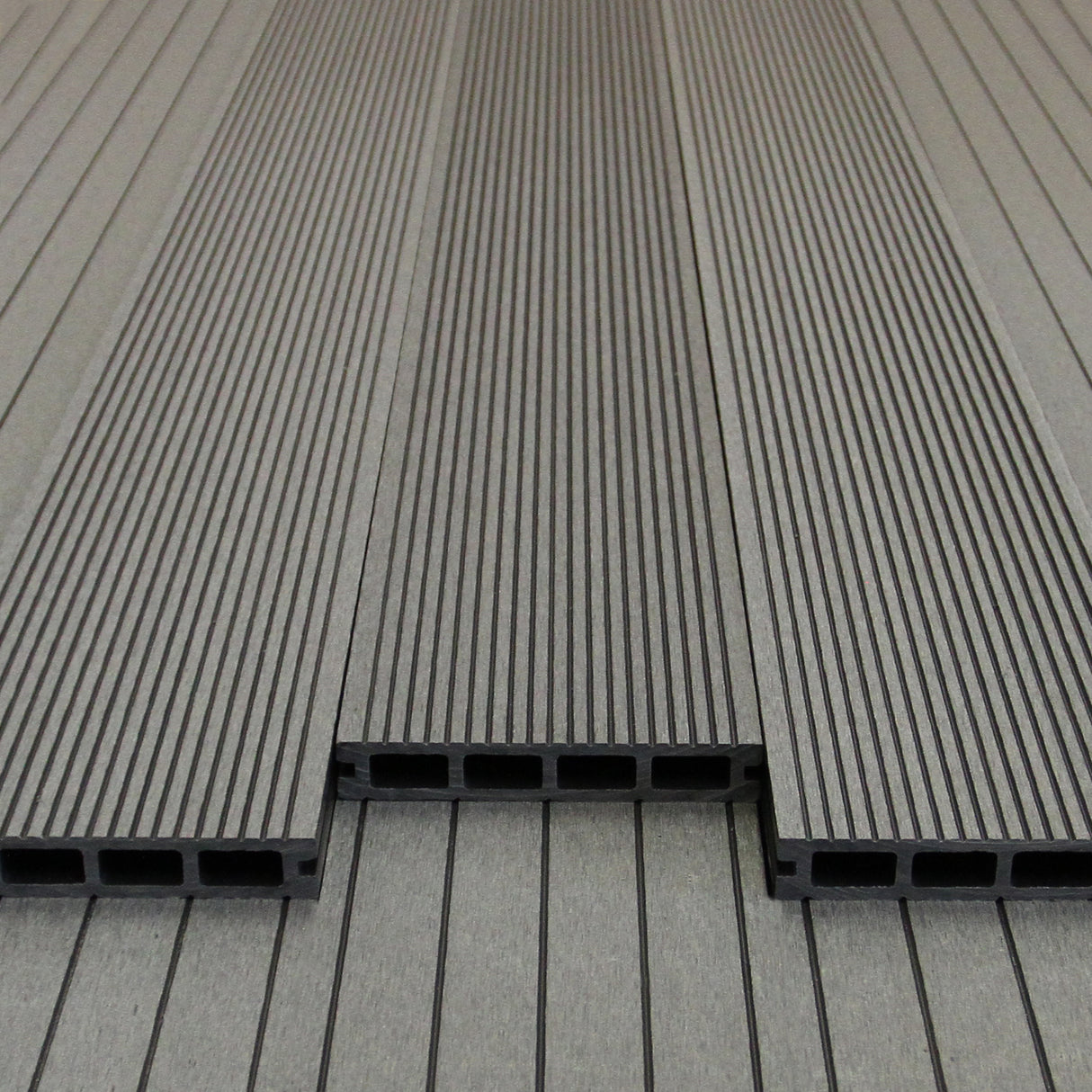 Jardí Composite Decking - 9 SQM - Castle Grey - Used - Good