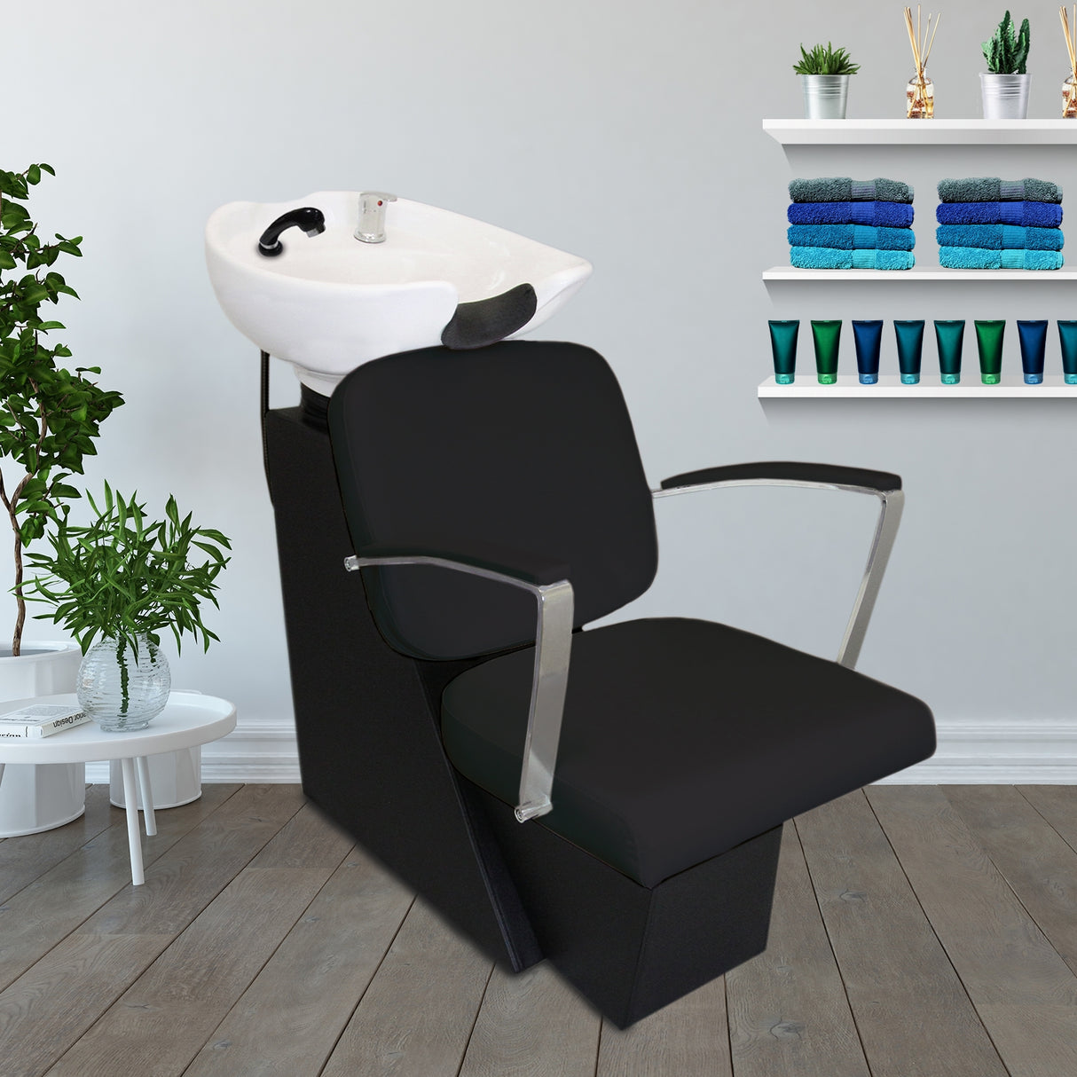 Salon Backwash Chair In Black - Like New