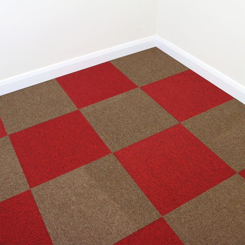 40 x Carpet Tiles 10m2 / Scarlet Red & Sand - Used - Acceptable