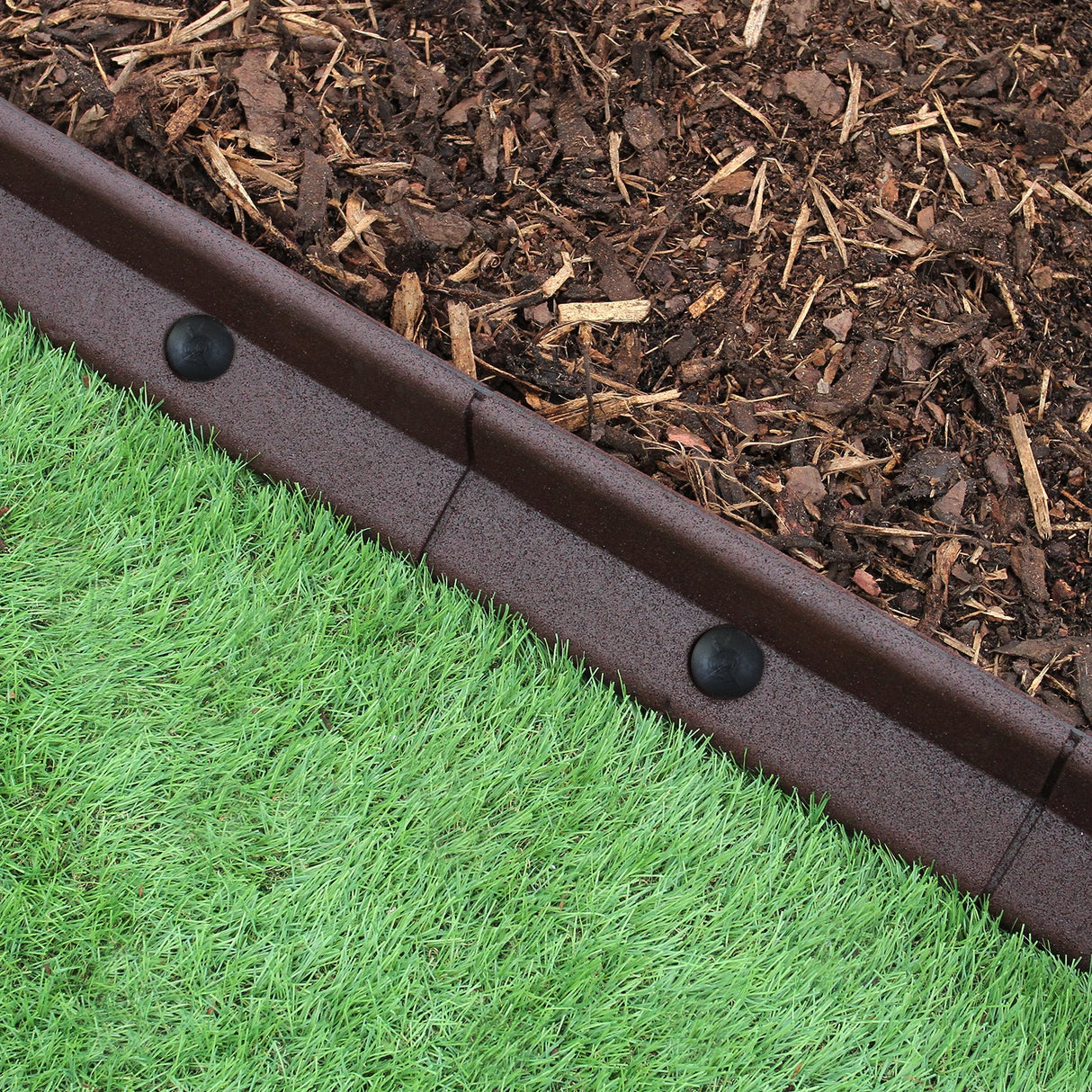 Flexible Lawn Edging Brown 1.2m x 6 - Like New