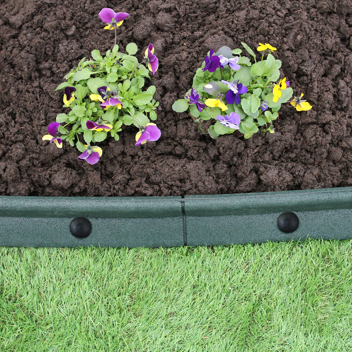 Flexible Lawn Edging Green 1.2m x 24 - Used - Good