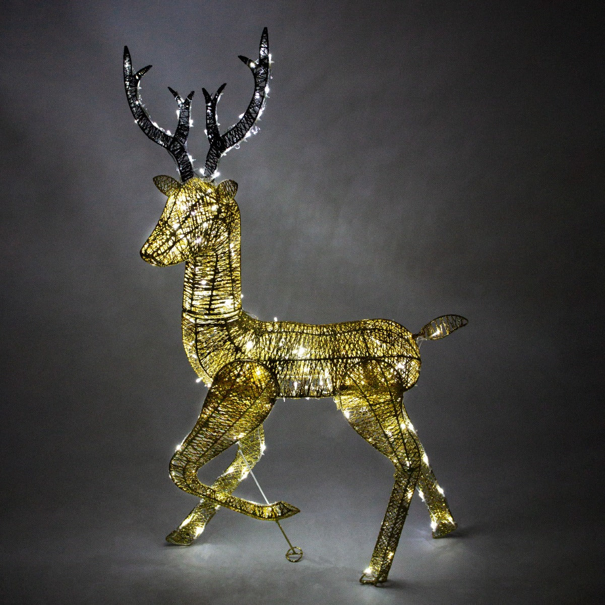 Light Up Reindeer Gold Stag - 120cm 200 Ice White LED - Used - Acceptable