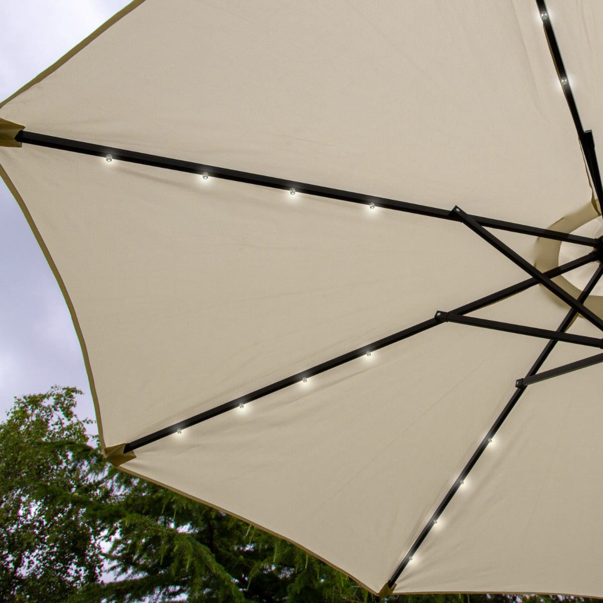 Cream 2.7m LED Tilt Parasol - Like New