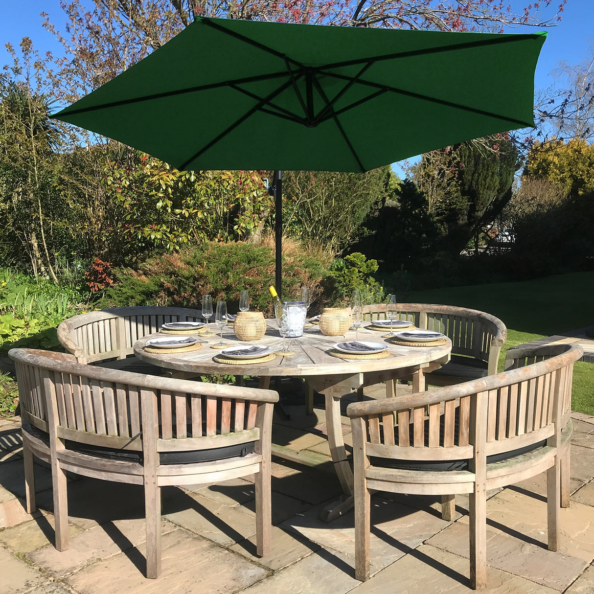 Green Cantilever Parasol & Fan Base - Used - Good