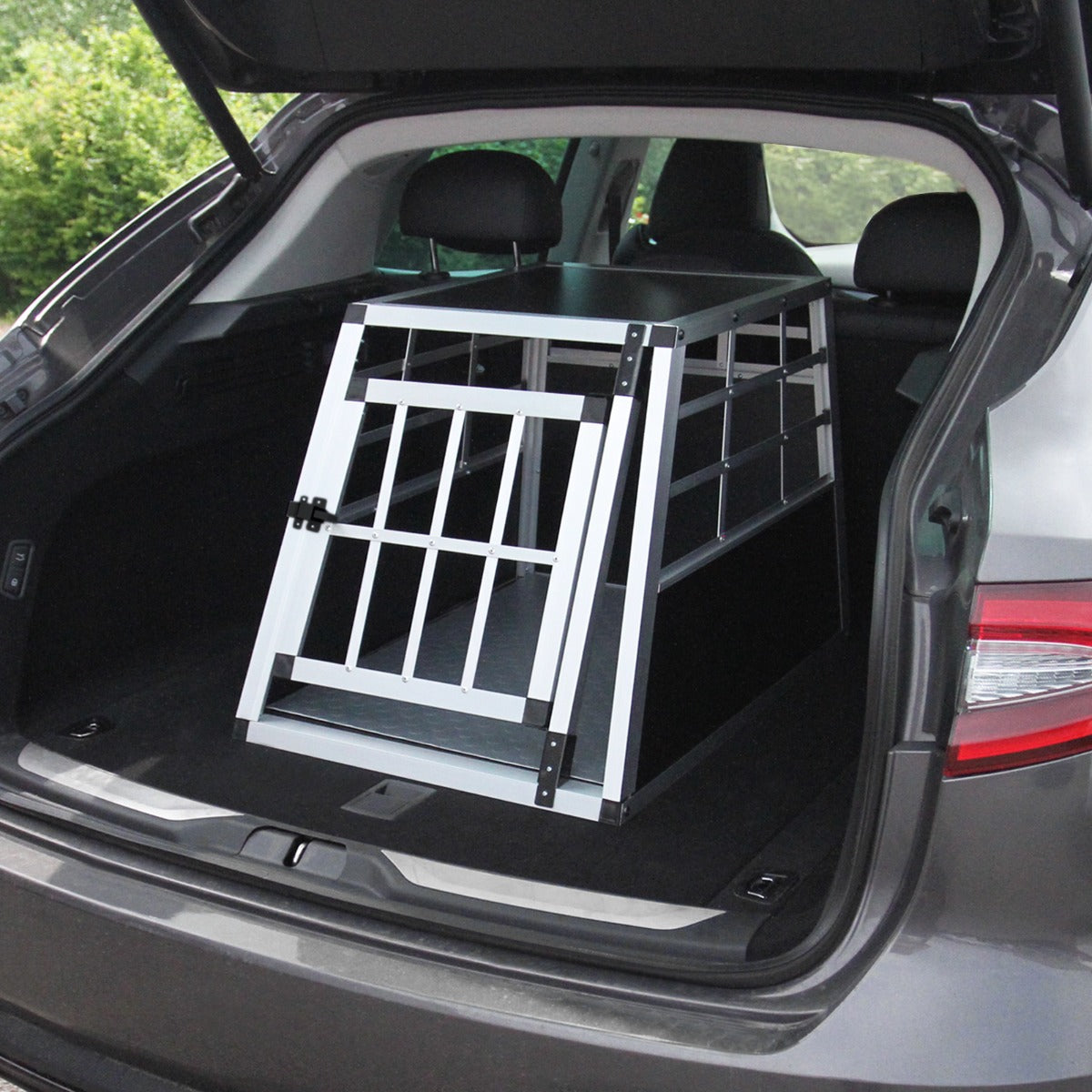 Car Pet Crate - Small Single Door - Used - Good
